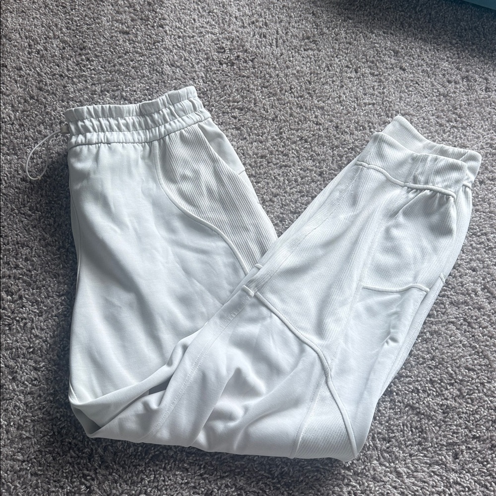 Lululemon Brushed Softstreme Ribbed High Rise Jogger Size 10